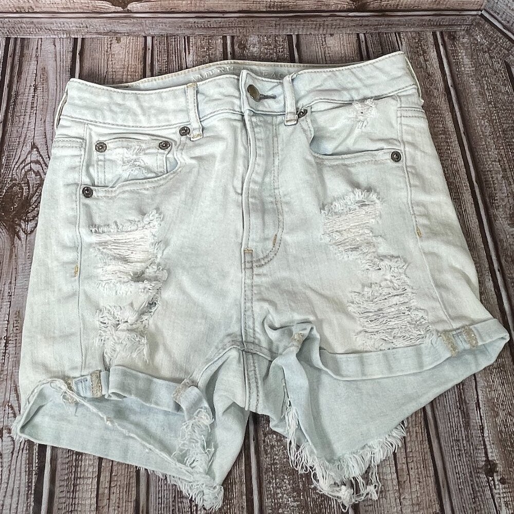 AMERICAN EAGLE Women's 2 Super Hi-Rise Shortie Stretch Light Blue Denim Shorts
